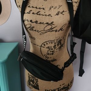 Lululemon belt bag